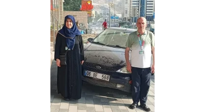 Çorum’dan Kendi Arabasıyla Umreye Gitti