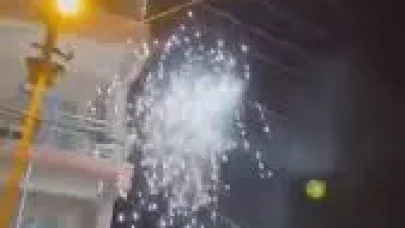 Elektrik tellerinden çıkan kıvılcımlar paniğe neden oldu