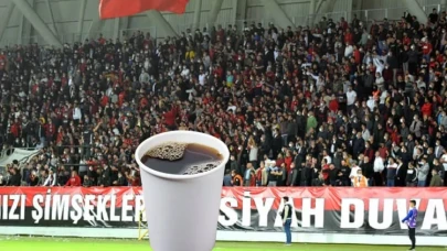 Bilet 5 TL, Çay 25 TL