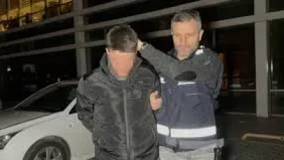 Kafe müdürü müşterileri rahatsız eden 4 bar çalışanını silahla yaraladı