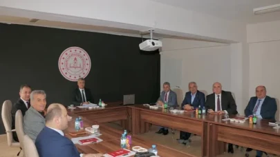 Amasya'da İlçe Milli Eğitim Müdürleri Toplandı
