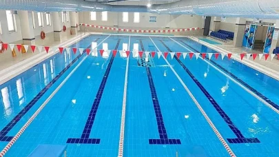 Suluova Belediyesi’nden Öğrencilere Karne Hediyesi