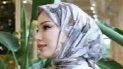 Kadınlarda 2026 Türban Modası: Minimalizm, Doğallık ve Konfor Ön Planda