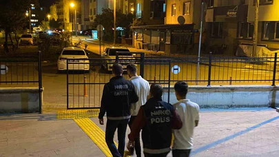 Uyuşturucu Operasyonu: 8 Gözaltı