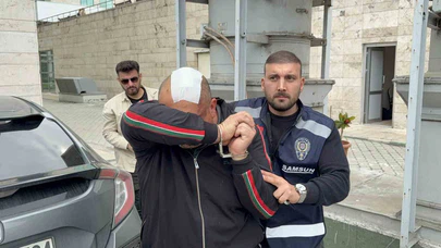 Silahlı Saldırganı Mumlukla Durdurdu