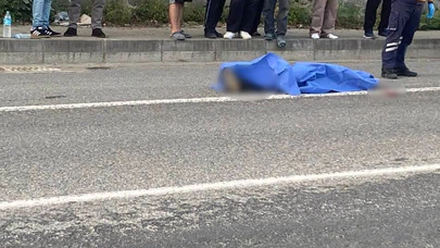 Feci Kaza! Tırın Altına Giren Motosikletli Hayatını Kaybetti
