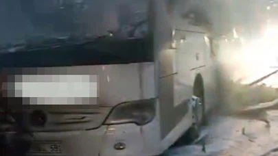 Tünel Çıkışında Yolcu Otobüsü Alevlere Teslim Oldu!