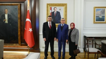 Amasya AK Parti Teşkilatının Duayeninden Bakan Çiftçi’ye Tebrik