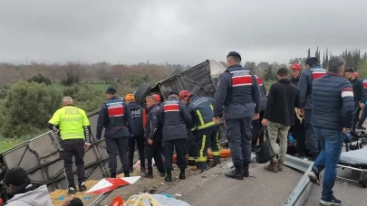 Antalya’da Yolcu Otobüsü Şarampole Yuvarlandı: 8 Ölü, 26 Yaralı