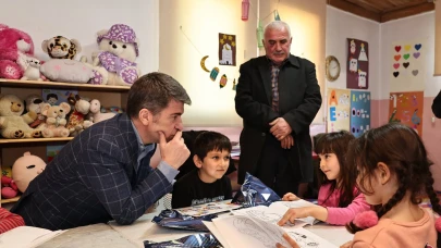 Amasya Valisi Karaköprü'de Öğrencilerle Buluştu