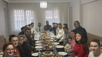 Merzifon’da AK Parti Teşkilatı Aynı Sofrada