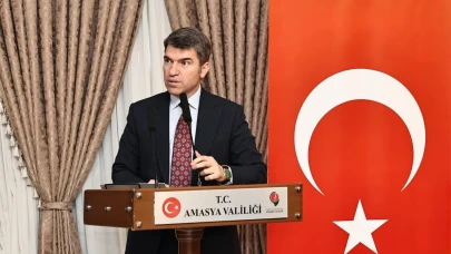 Amasya Valisi Önder Bakan Muhtar ve Esnafla Aynı Sofrada