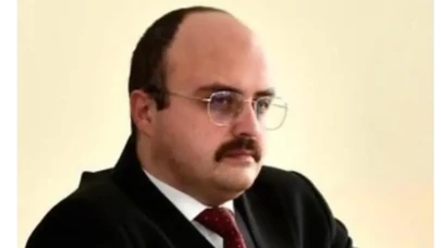 Genç savcı kalbine yenik düştü