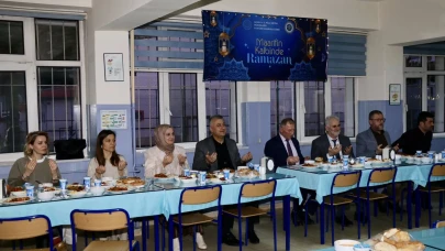 Müdür Katipoğlu Öğrencilerle Aynı Sofrada Buluştu!