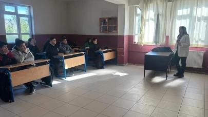 Amasya’da Gençlere Sağlık Atağı: Genç Akademisi Okullarda!