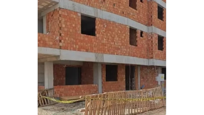 Suluova’da İnşaat İşçisi Çatıdan Düştü