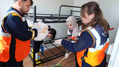 Sungurlu’daki Afetzedeler İçin Yaşam Konteynerleri Kuruldu