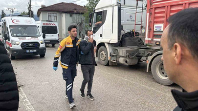 İşçi Servisiyle Minibüs Çarpıştı: 10 Yaralı