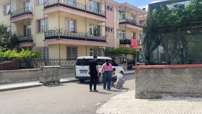 Çorum'da Dehşet Anları! Tartıştığı Anne ve Babasını Bıçakla Rehin Aldı