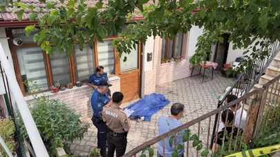 Dut Toplarken Fenalaşan Adam Hayatını Kaybetti