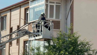 25 Yaşındaki Genç Balkonda Ölü Bulundu