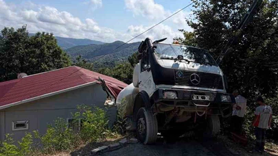 Beton Mikseri Evin Çatısına Düştü: Facianın Eşiğinden Dönüldü