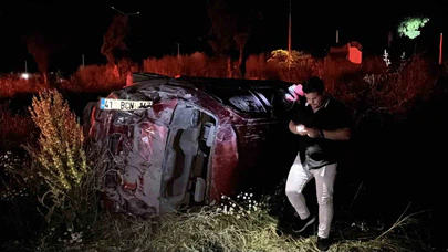 Korkutan Kaza! Takla Atan Otomobil Hurdaya Döndü, 2 Kişi Araçta Sıkıştı