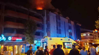 4 Katlı Binanın Çatısında Yangın Paniği