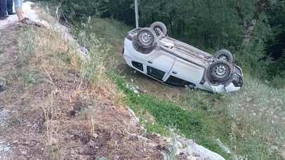 Otomobil Tarlaya Uçtu, 3 Yaralı
