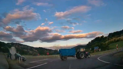 Traktör Aniden Yola Çıktı! Faciadan Son Anda Dönüldü
