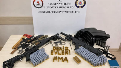 Ruhsatsız Silahlar ve Çok Sayıda Mühimmat Ele Geçirildi