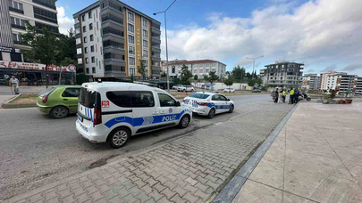 Motosiklet Kazası: Sürücü Yola Savrularak Yaralandı