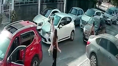 Trafik Dehşeti! İçinde 7 Aylık Bebeğin Bulunduğu Aracın Önünü Kesip Çifte Saldırdılar