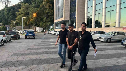 Bıçaklı Kavga: 19 Yaşındaki Genç Hayatını Kaybetti