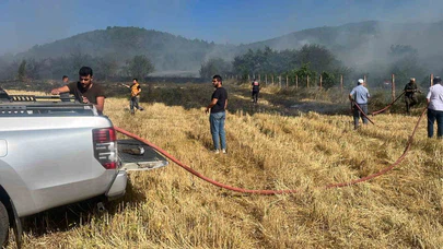 Anız Yangını Korkuttu! Ormana Sıçramadan Söndürüldü