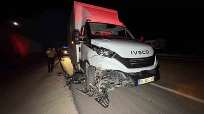 Çorum’da kamyonetle çarpışan motosikletin sürücüsü hayatını kaybetti