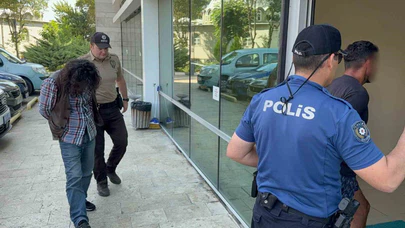 Polise Kafa Atıp Isırdıkları İddia Edilen 2 Şüpheli Tutuklandı