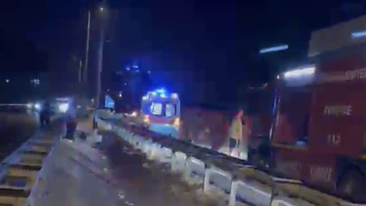 Otomobil Bariyerlere Çarpıp Devrildi: 1 Yaralı