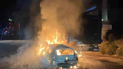 Otomobil ile Hayvan Yüklü Tır Çarpıştı: 2 Yaralı