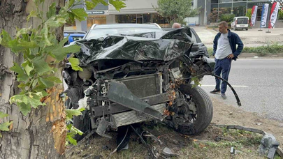 SUV ile Otomobil Çarpıştı: 2 Kişi Yaralandı