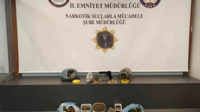 Çatı katında yapılan aramada uyuşturucu ve silah ele geçirildi