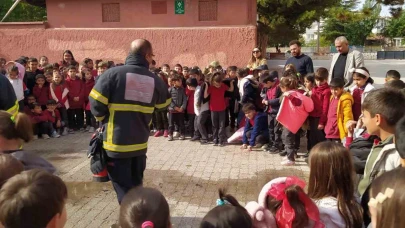Çorum’da ilkokul öğrencilerine yangın eğitimi