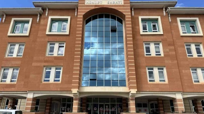 Öğrenci servisinde çocuklara istismarda bulunan şoför 32 yıl hapis cezasına çarptırıldı