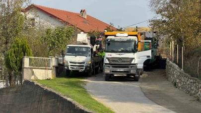Asfaltlama çalışmasında akıma kapılan işçilerden biri hayatını kaybetti