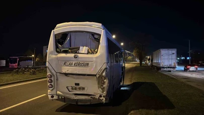 Üç servis midibüsü çarpıştı: 11 yaralı