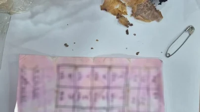 Yapı marketin raflarının arasında muska çıktı: "Büyücülerin şerrinden Allah’a sığınırım"