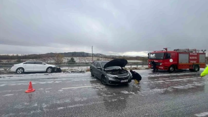 Çorum’da dolu yağışı kazaya neden oldu: 10 yaralı