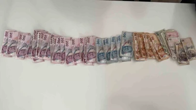 Esnaftan para toplayan dilencinin üzerinden 9 bin TL çıktı