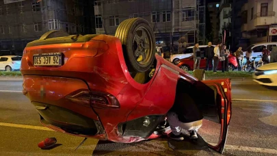 Makas atarak iki araca çarpan sürücü takla attı: 1 yaralı