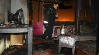 Sobadan çıkan yangında anne ve oğlu yaralandı